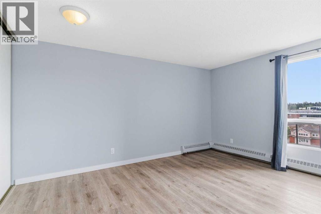 806, 924 14 Avenue SW — photo 27