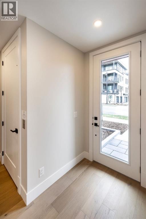 112, 150 Lebel Crescent NW — photo 3