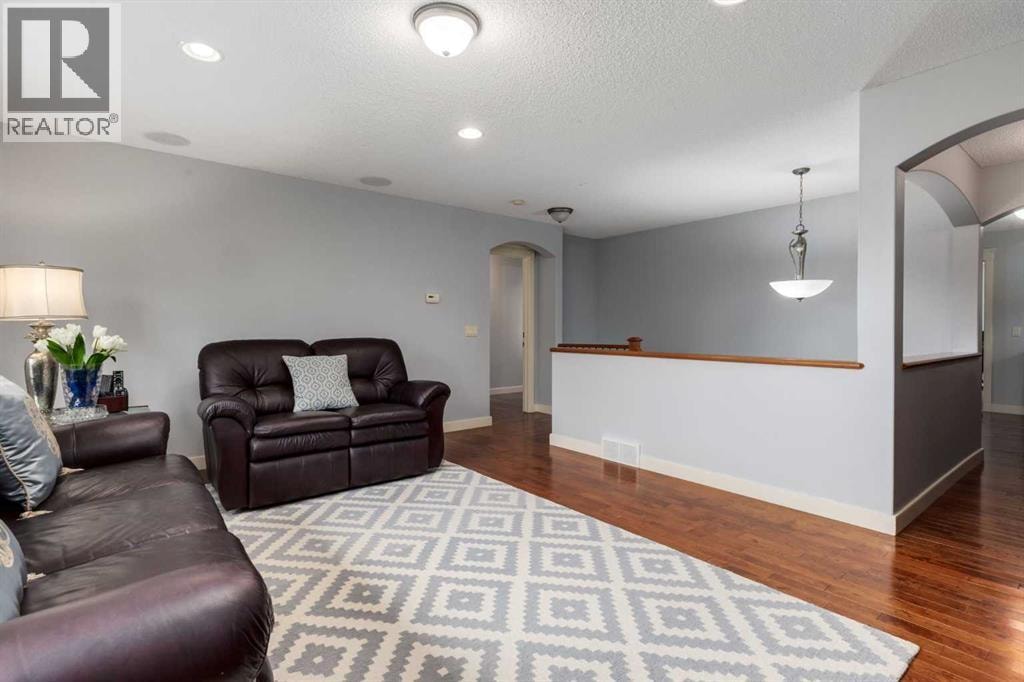 77 Royal Highland Road NW — photo 29