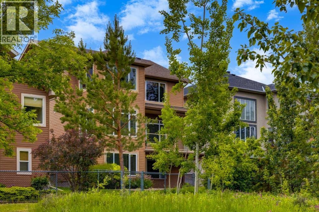 77 Royal Highland Road NW — photo 3
