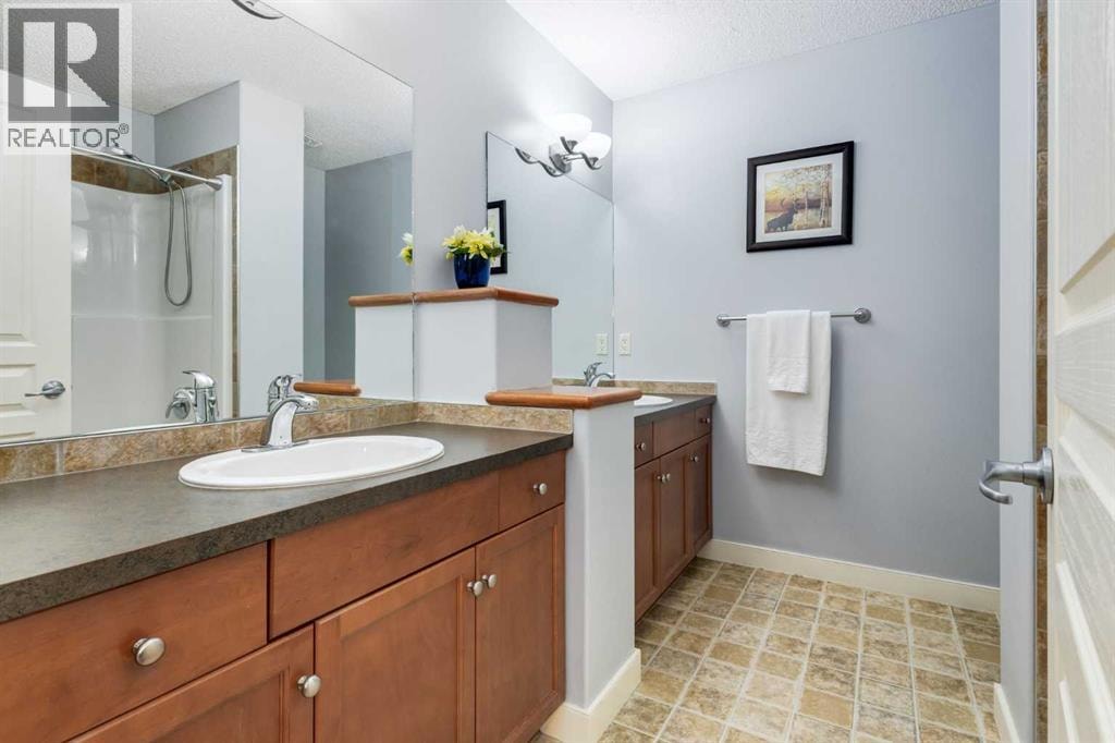77 Royal Highland Road NW — photo 33