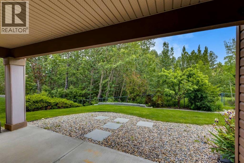 77 Royal Highland Road NW — photo 44