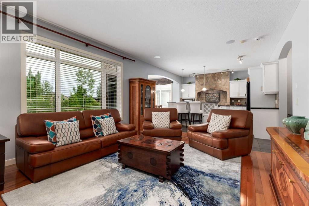 77 Royal Highland Road NW — photo 9