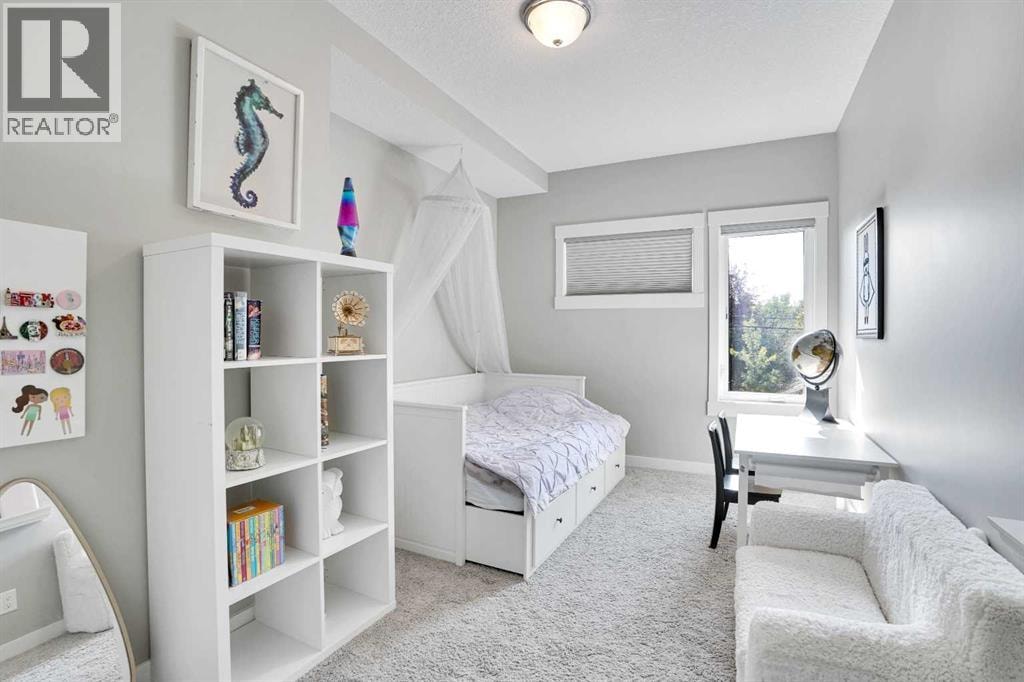235 11 Avenue NE — photo 24