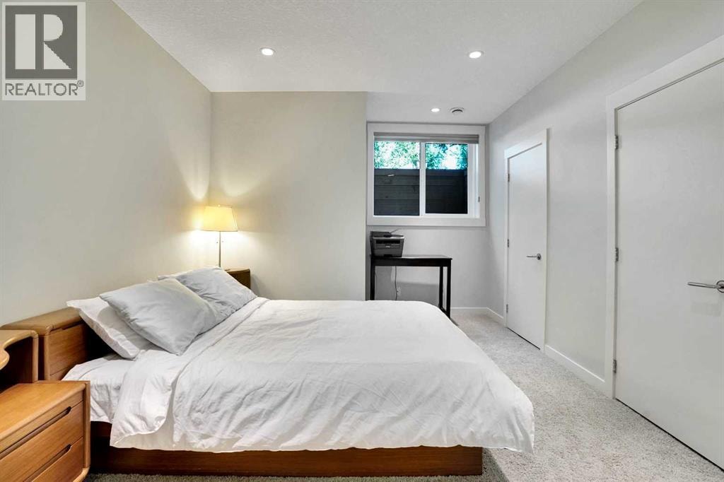 235 11 Avenue NE — photo 27