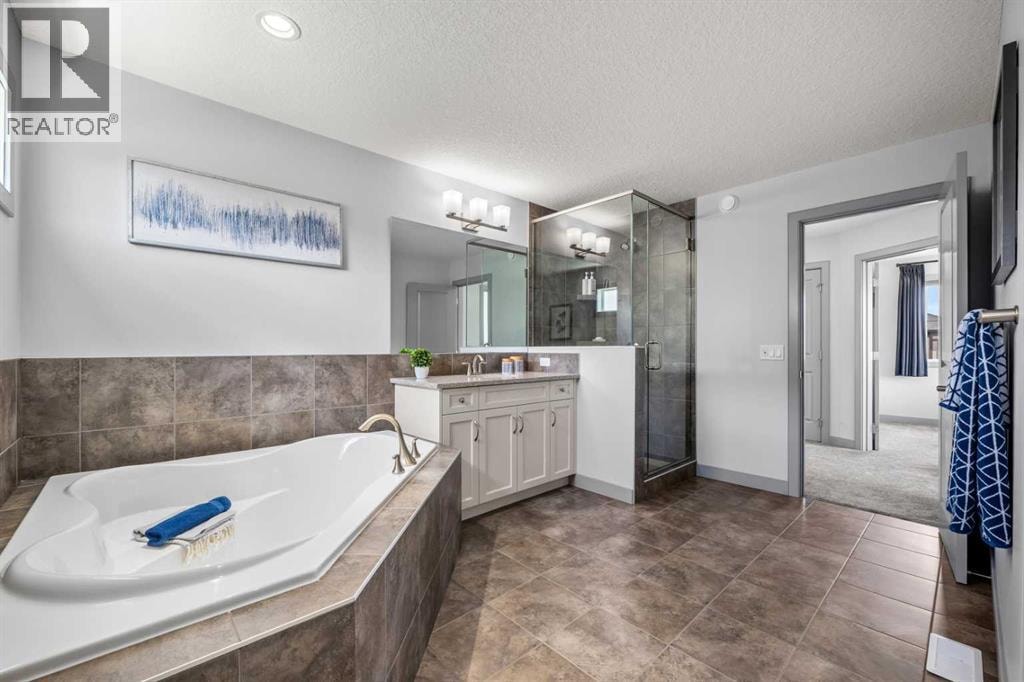 229 Stonemere Bay — photo 35