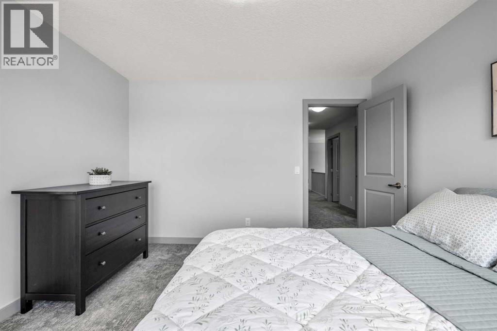 229 Stonemere Bay — photo 32