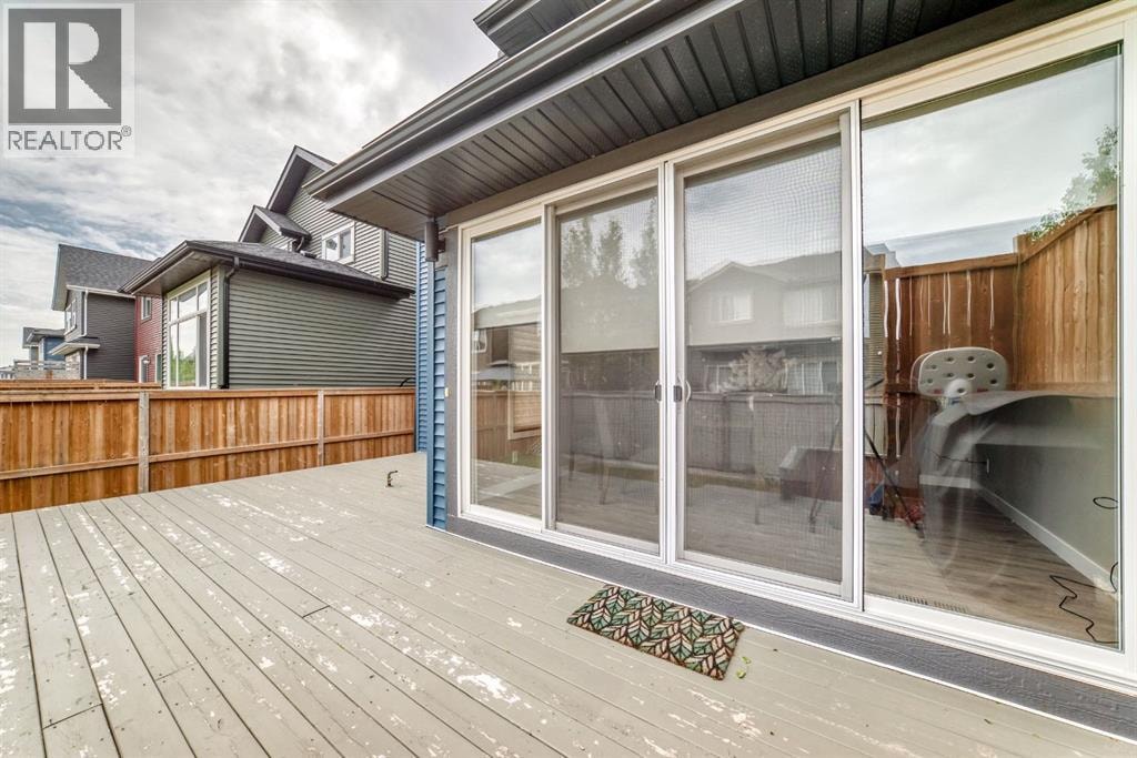 259 Kingfisher Crescent SE — photo 13