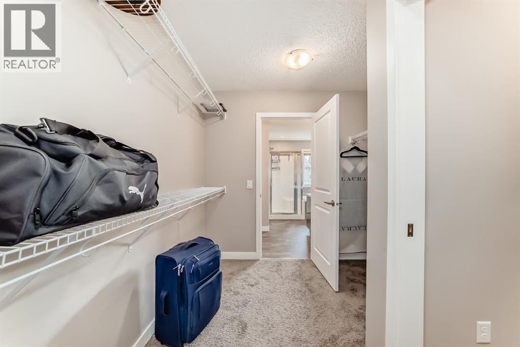 259 Kingfisher Crescent SE — photo 26