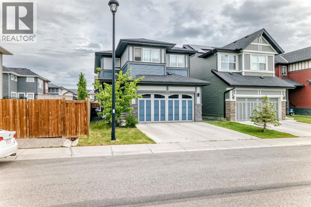 259 Kingfisher Crescent SE — photo 47