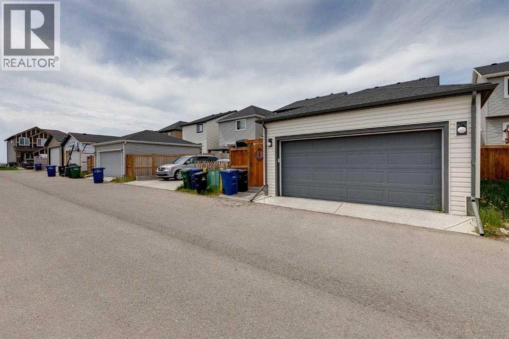 228 Hillcrest Road SW — photo 37