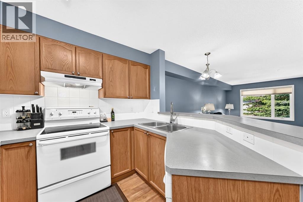 2219, 950 Arbour Lake Road NW — photo 7