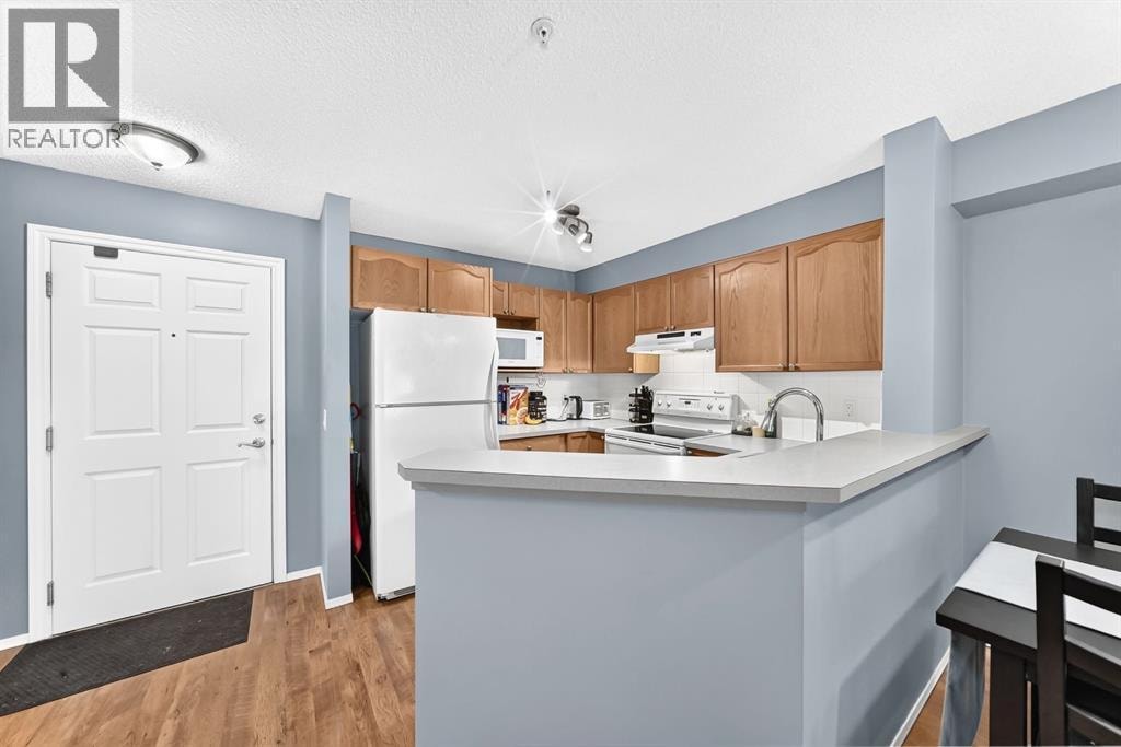 2219, 950 Arbour Lake Road NW — photo 9