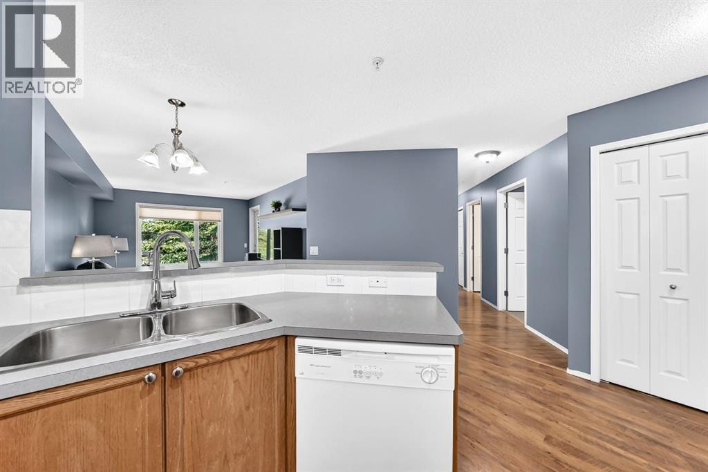 2219, 950 Arbour Lake Road NW — photo 8