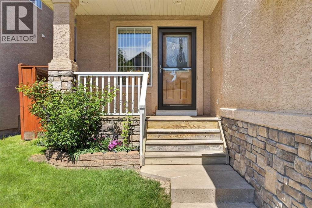 139 Tuscany Ridge Close NW — photo 2
