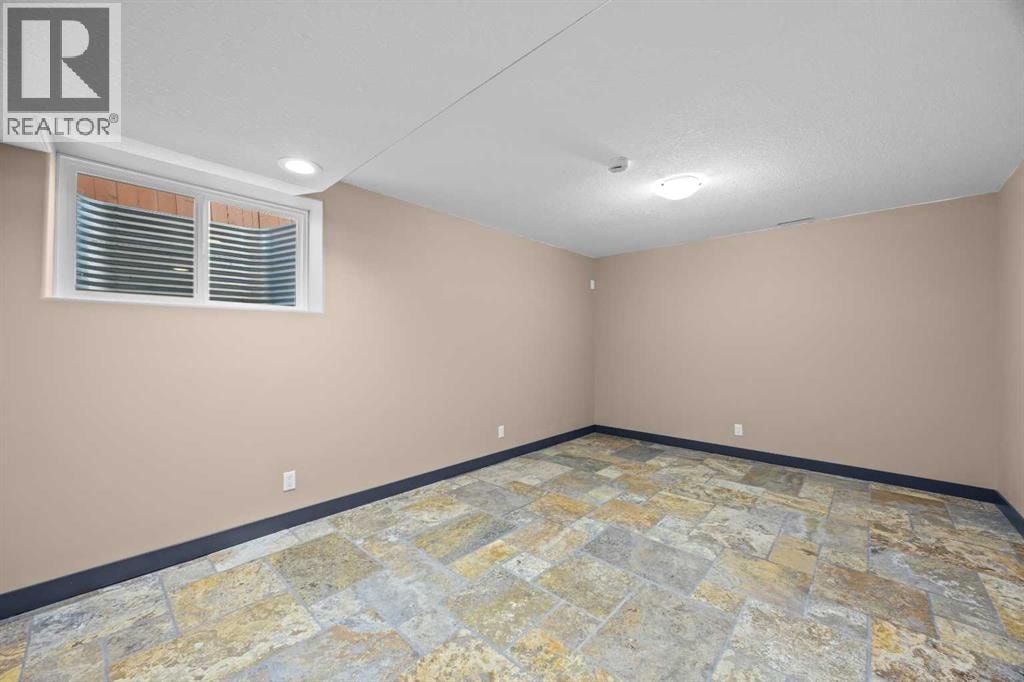 139 Tuscany Ridge Close NW — photo 41