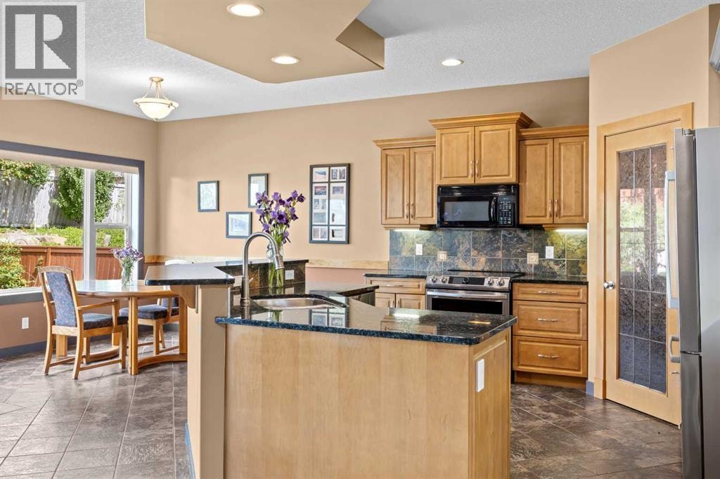 139 Tuscany Ridge Close NW — photo 4