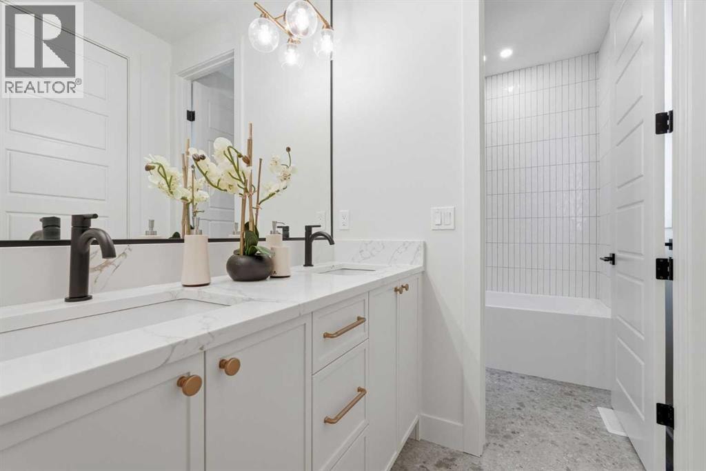 2521 19A Street SW — photo 24