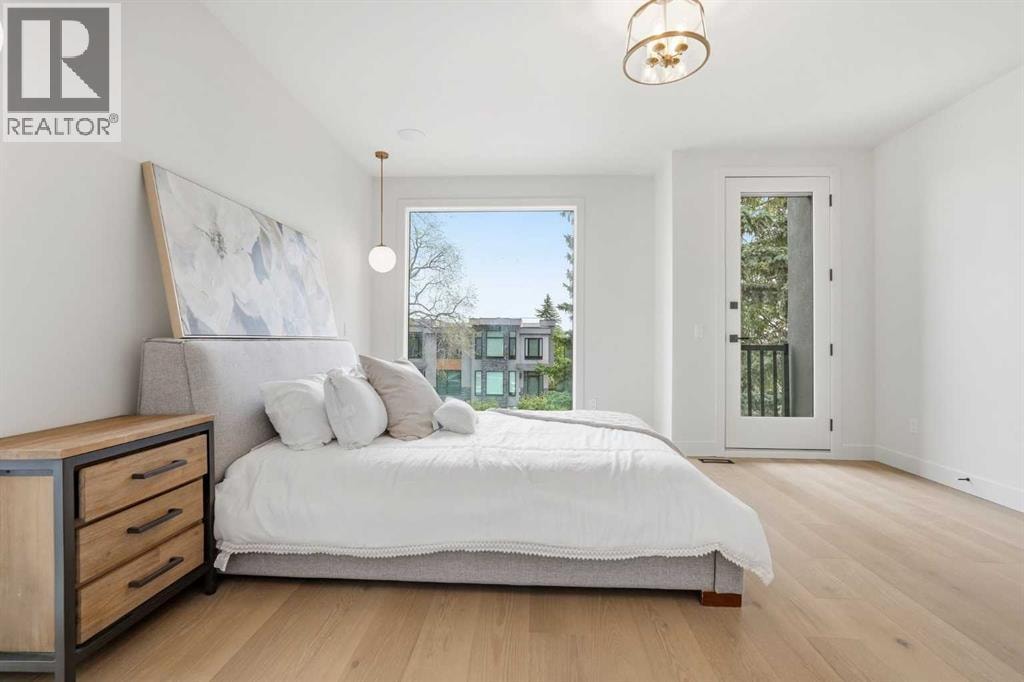 2521 19A Street SW — photo 13