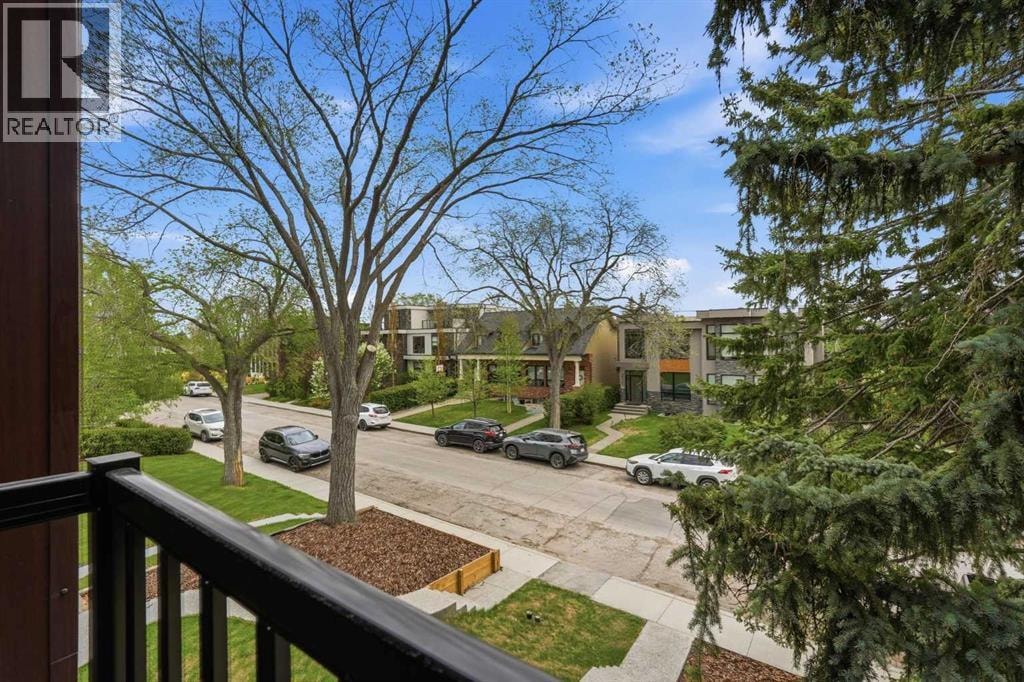 2521 19A Street SW — photo 16