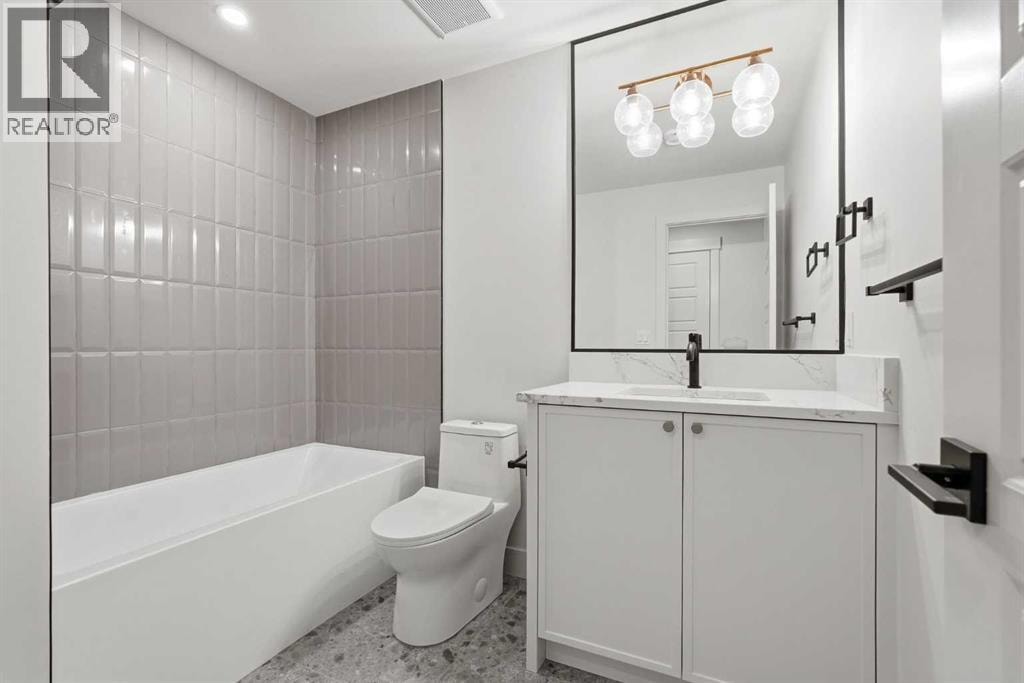 2521 19A Street SW — photo 42