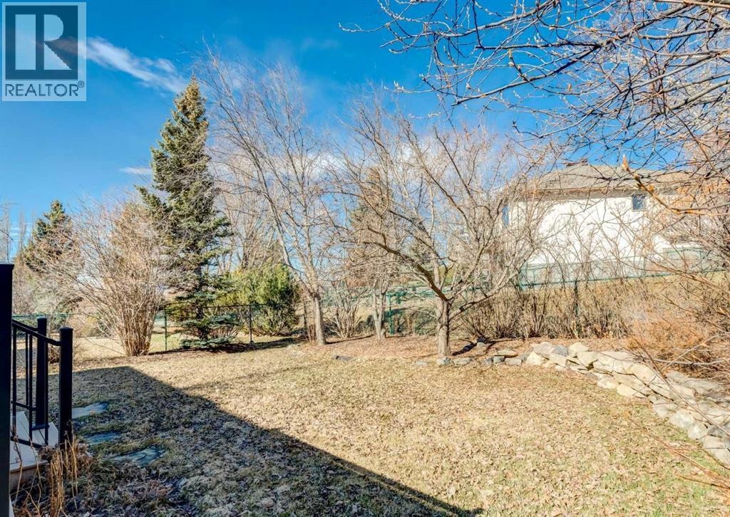 83 Gleneagles Close — photo 40