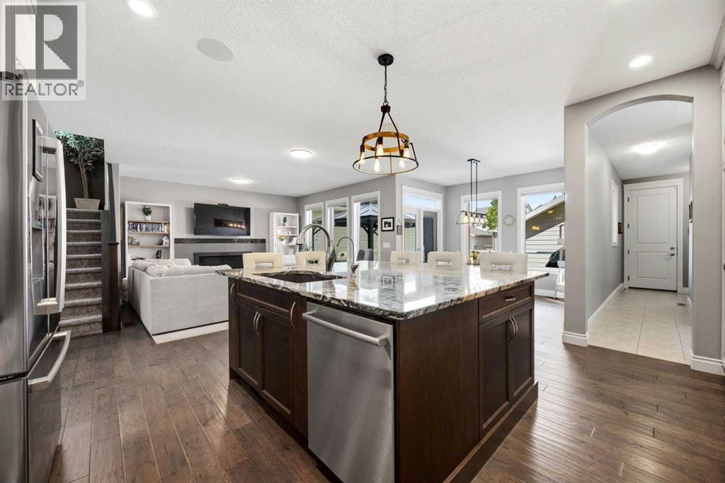 46 Cooperstown Court SW — photo 11