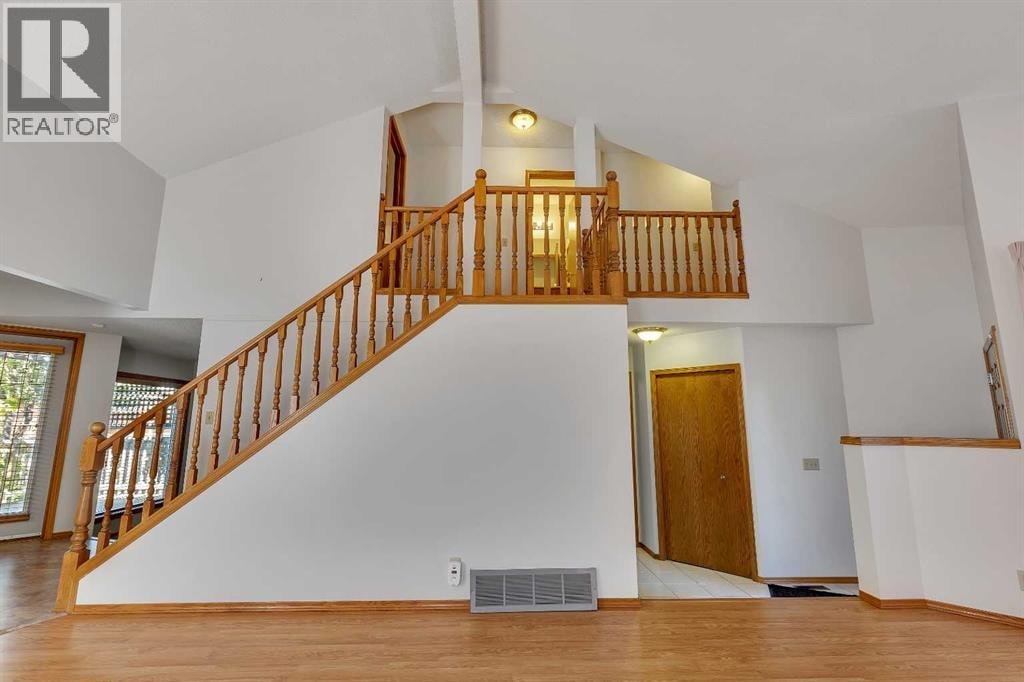 83 Sanderling Road NW — photo 9