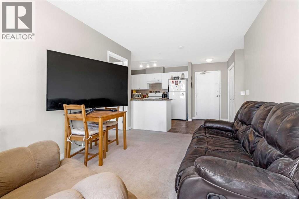 207, 1010 Railway Street — photo 11