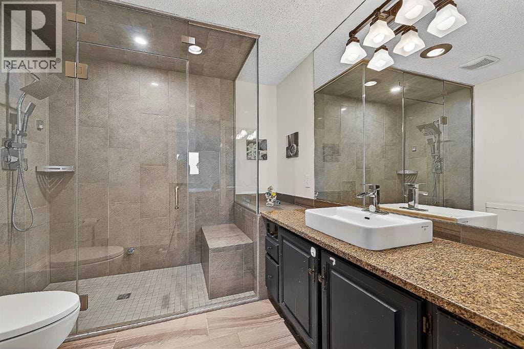 4, 448 Strathcona Drive SW — photo 33