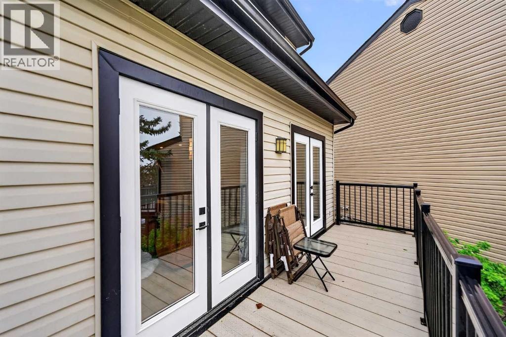 4, 448 Strathcona Drive SW — photo 44