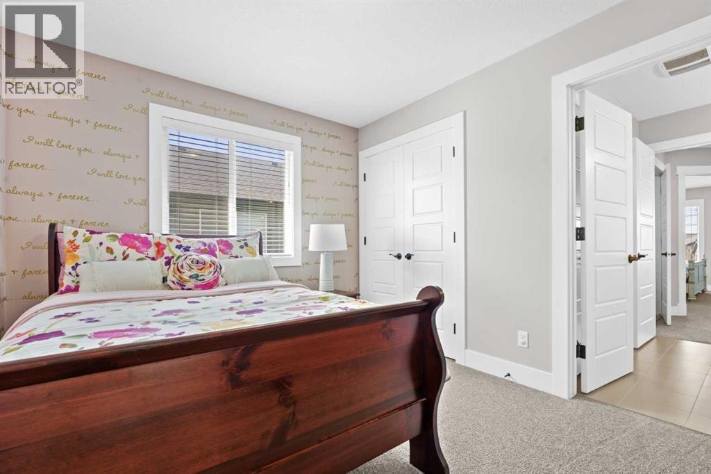 237 Kinniburgh Way — photo 24