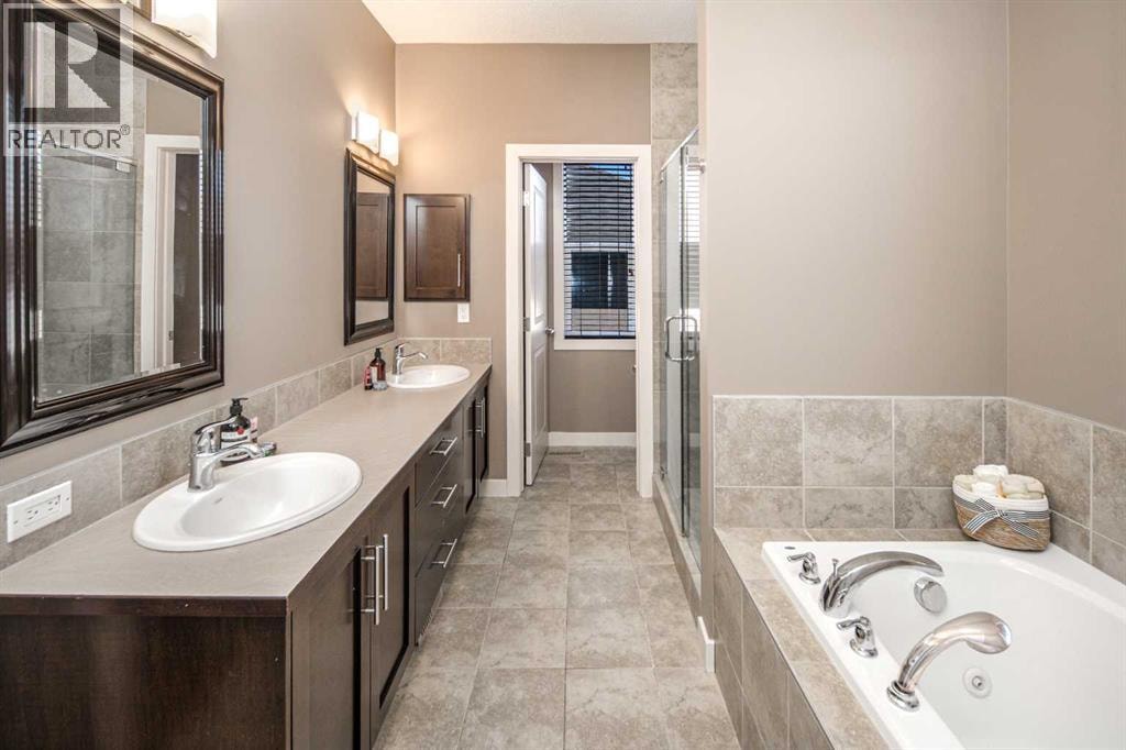 10 Aspenshire Place SW — photo 24