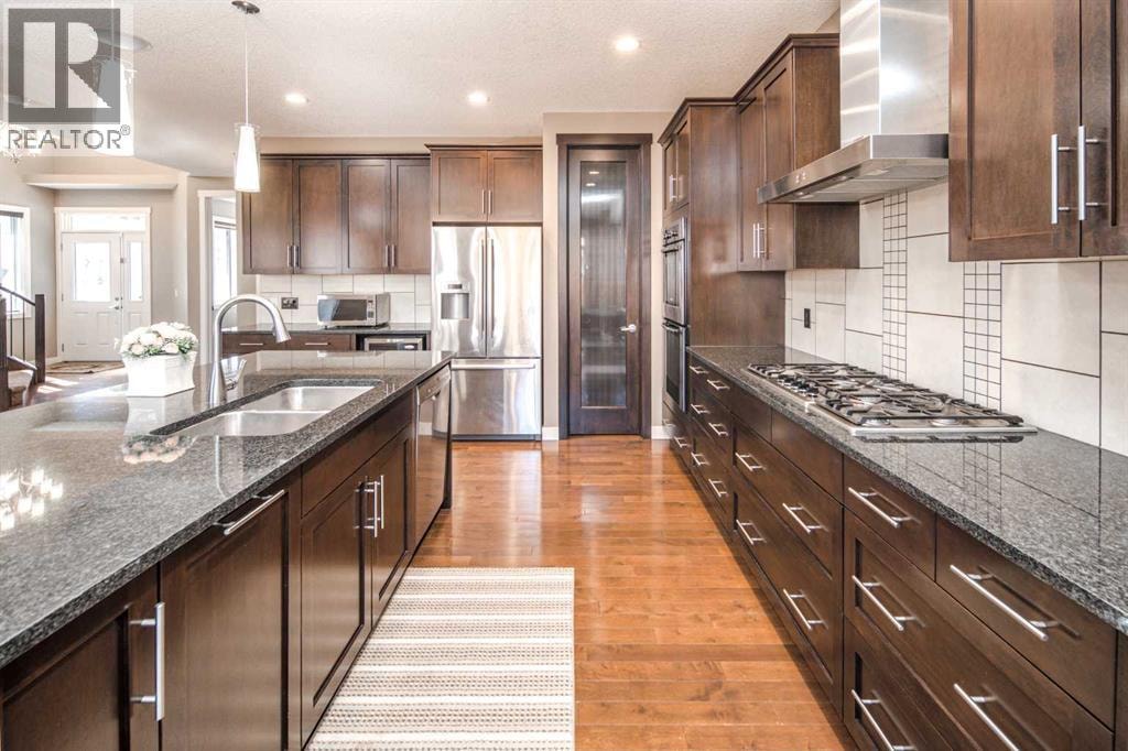 10 Aspenshire Place SW — photo 9