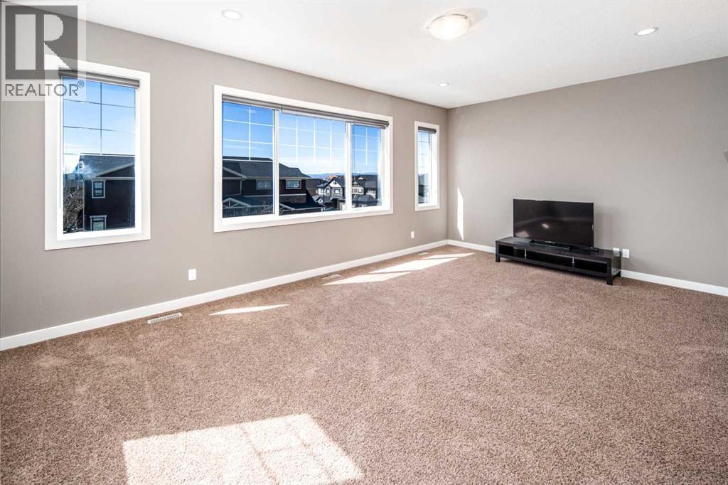 10 Aspenshire Place SW — photo 32