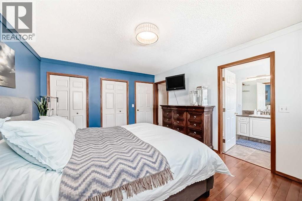 263 Coral Keys Drive NE — photo 27