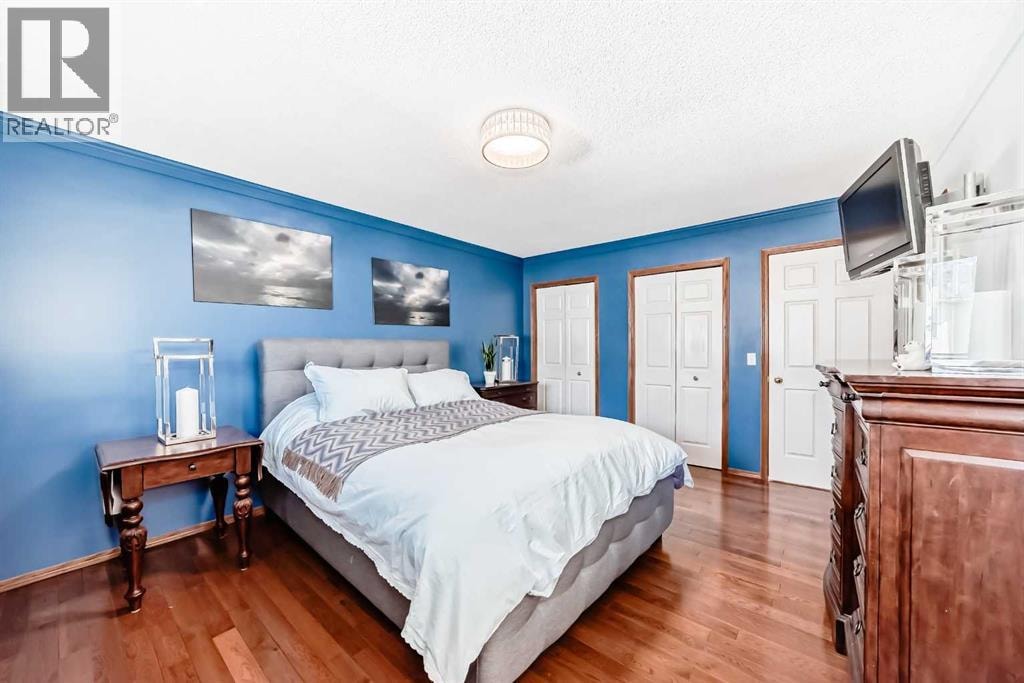 263 Coral Keys Drive NE — photo 26