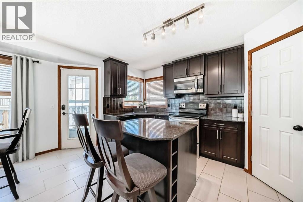 263 Coral Keys Drive NE — photo 12