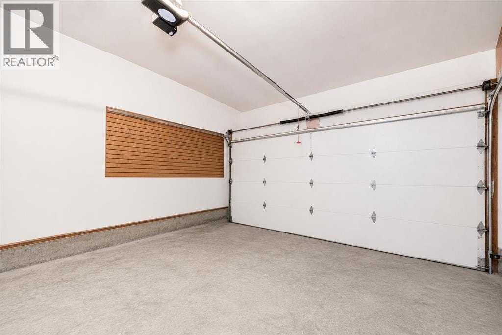 263 Coral Keys Drive NE — photo 44