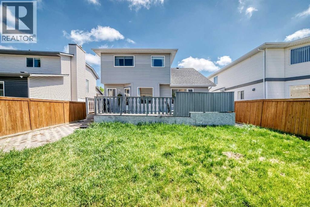 263 Coral Keys Drive NE — photo 47