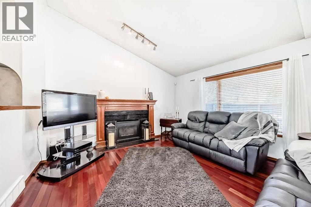 263 Coral Keys Drive NE — photo 18