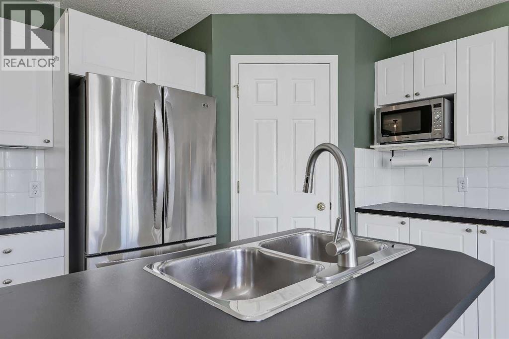 123 Arbour Butte Road NW — photo 4