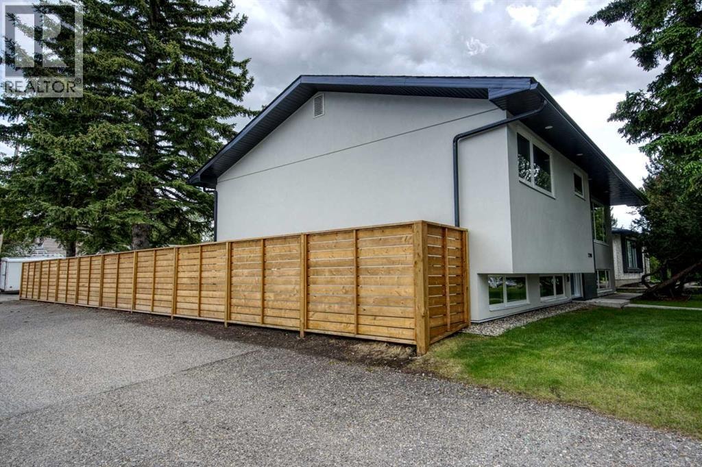 12108 Lake Waterton Way SE — photo 37