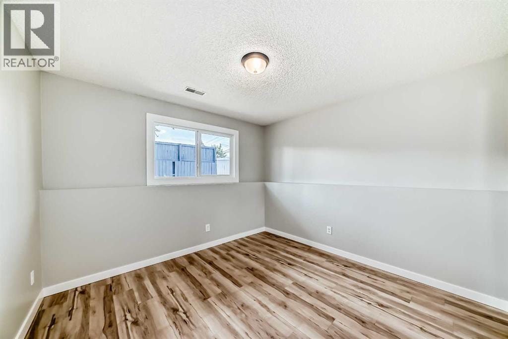 F, 903 44 Street SE — photo 16