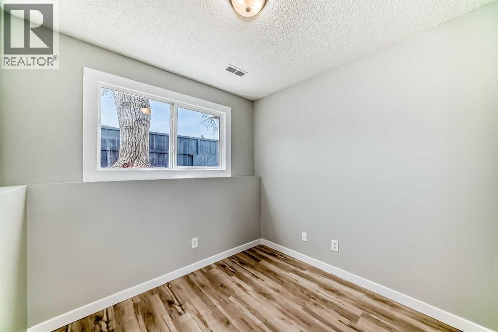 F, 903 44 Street SE — photo 21