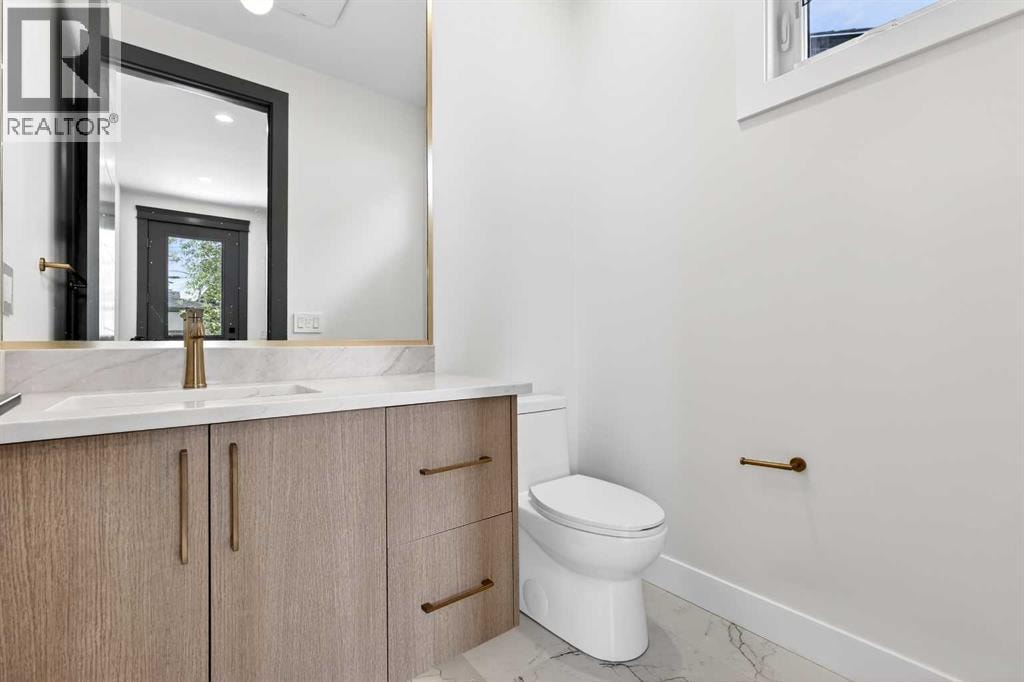 8519 48 Avenue NW — photo 27