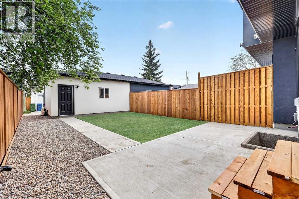 8519 48 Avenue NW — photo 47