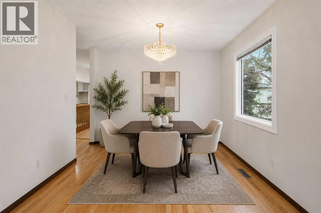27 Woodgreen Place SW — photo 9