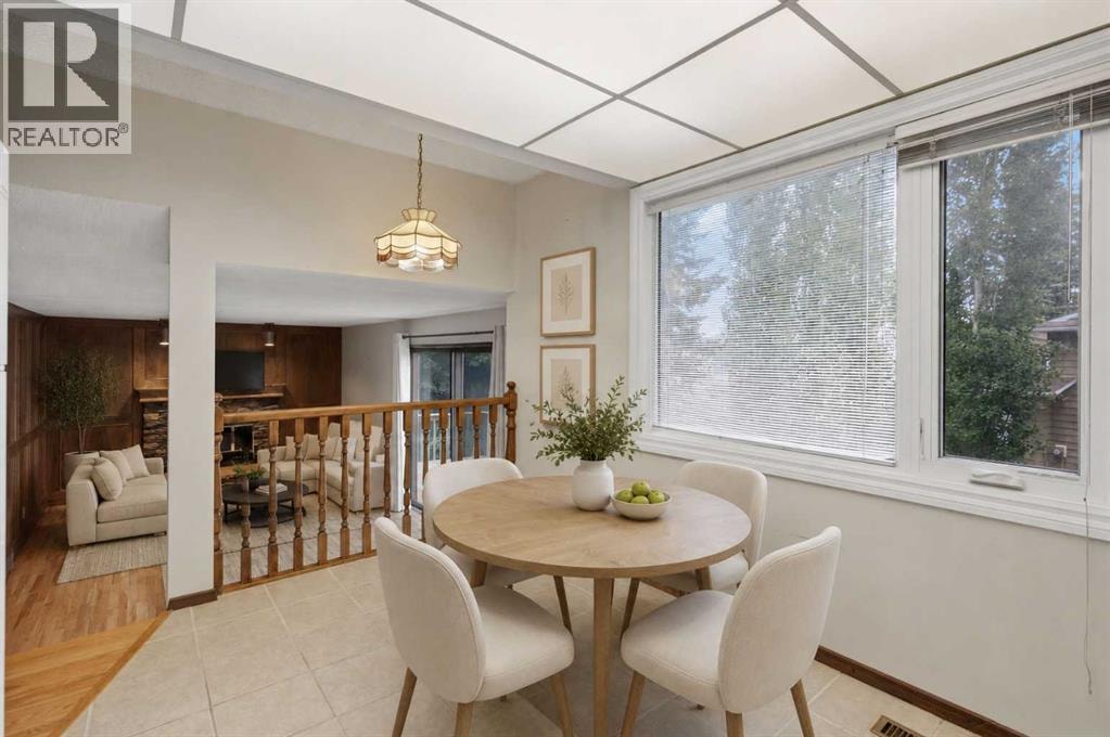27 Woodgreen Place SW — photo 12