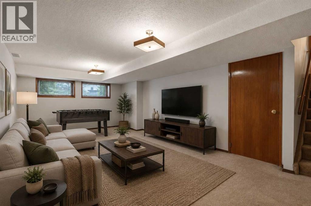 27 Woodgreen Place SW — photo 23